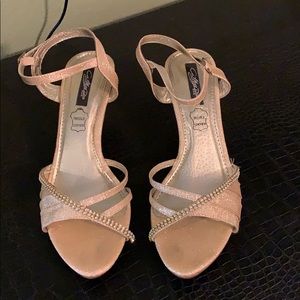 Super cute heels